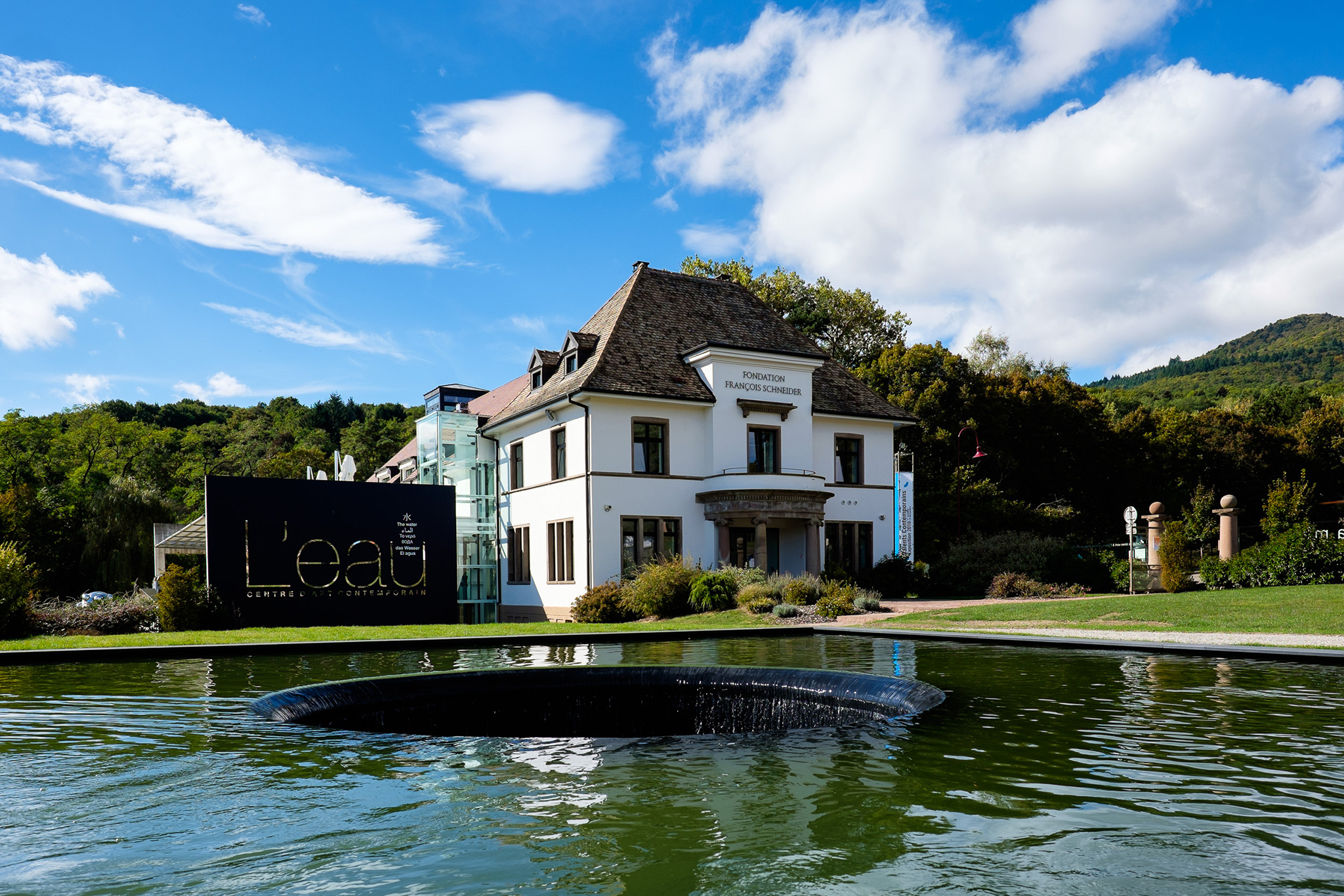 Renaud Auguste-Dormeuil, From Here to There - Collection Fondation François Schneider © Steeve Constanty